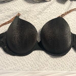Black Victoria’s Secret Bra